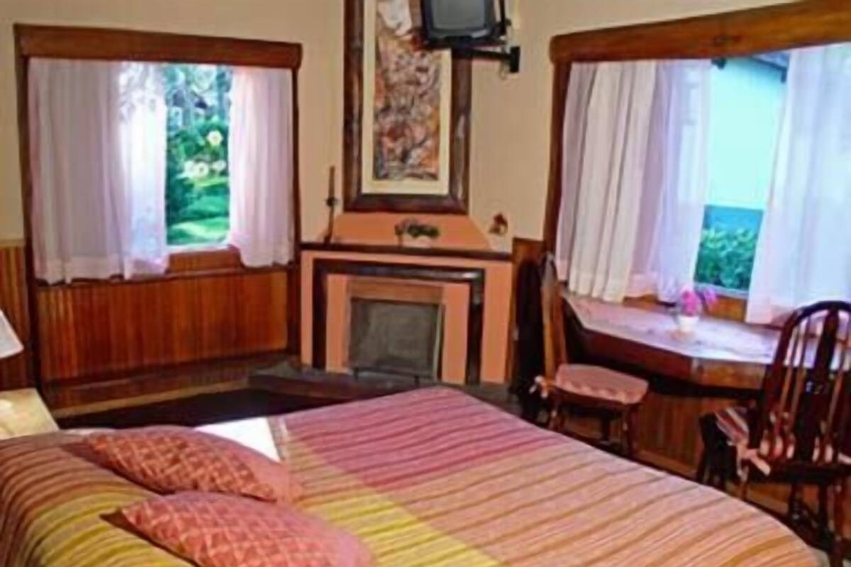 1 bedroom, minibar, in-room safe, free cots/infant beds