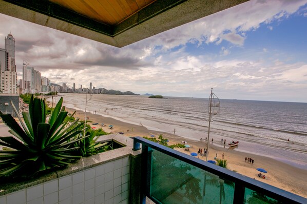 Quarto luxo, vista para o mar | Vista do quarto