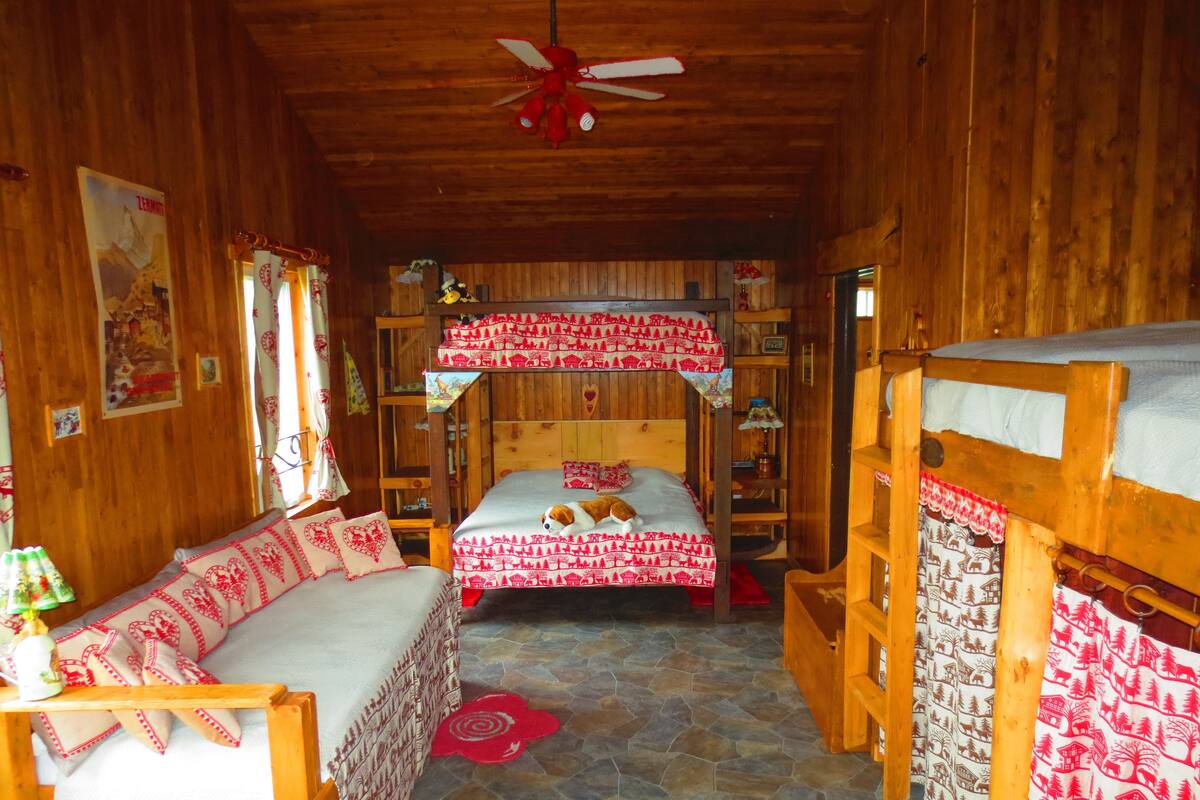 Standard-Suite (La Cime de l'Est) | Individuell dekoriert, individuell eingerichtet, Babybetten