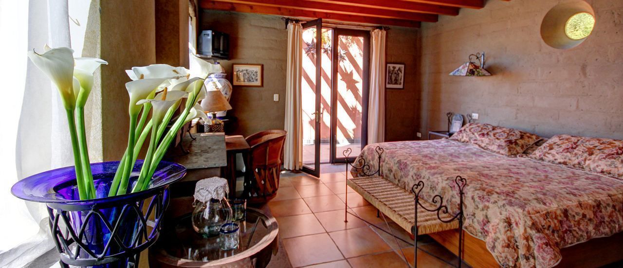 standard double room, 1 king bed | iron/ironing board, free wifi, bed sheets