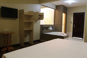 Free WiFi - Vespasiano Hotel (Telemaco Borba)