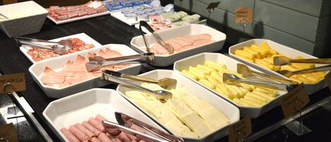 Bữa sáng buffet