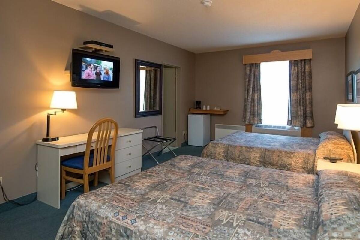Classic Room, 2 Queen Beds