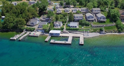 Angel Rock Waterfront Cottages and Vacation Homes