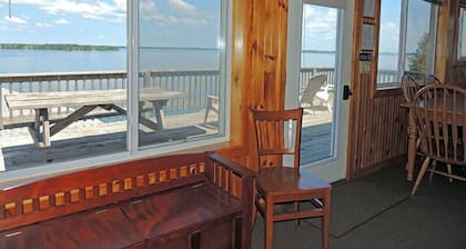 Angel Rock Waterfront Cottages and Vacation Homes