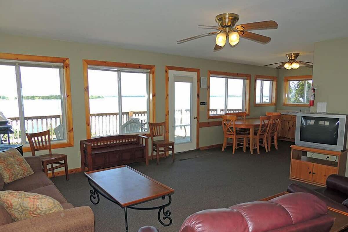 Cottage 3, 3 Bedrooms (reached by stairs) | Living area