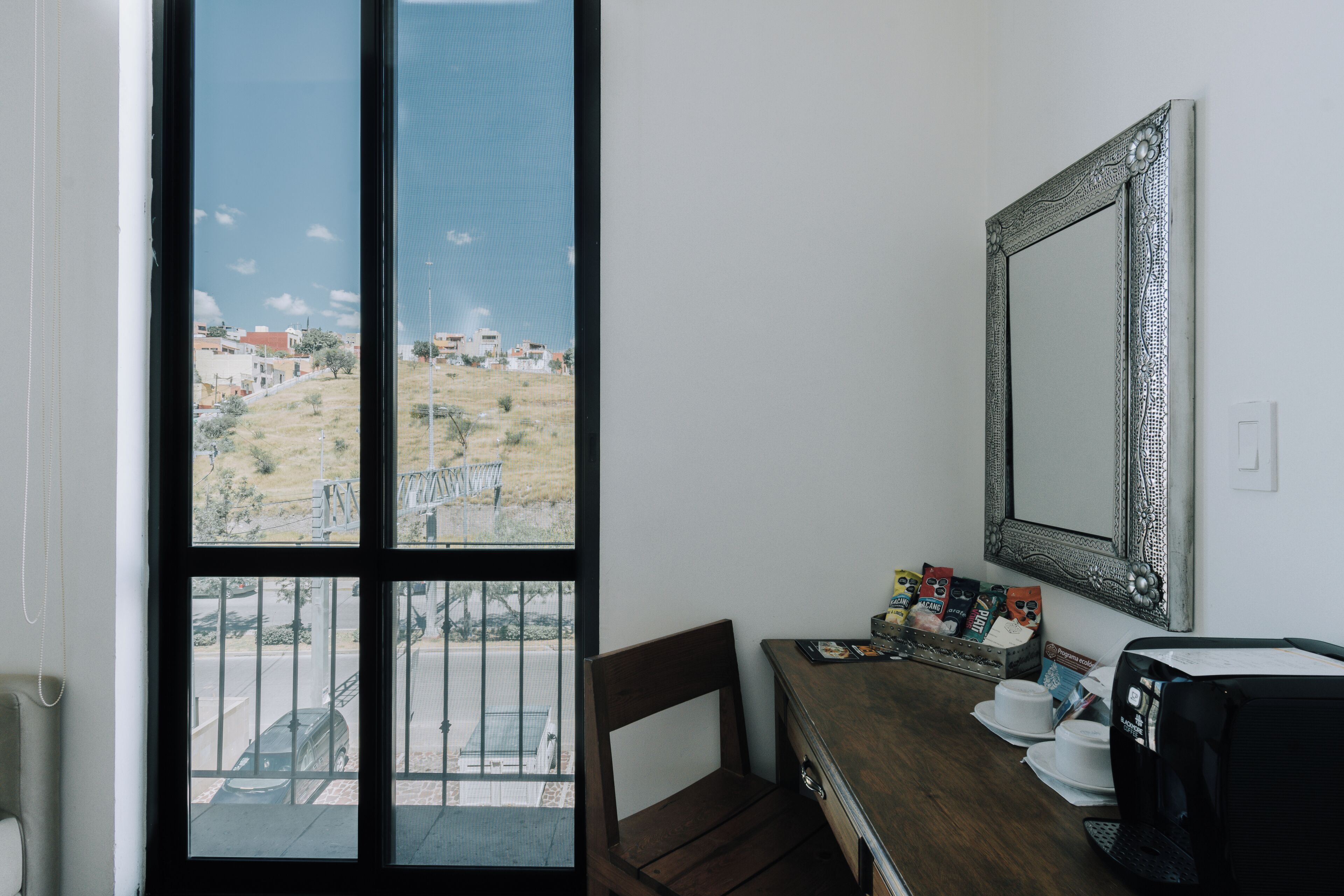 standard room | desk, iron/ironing board, free wifi