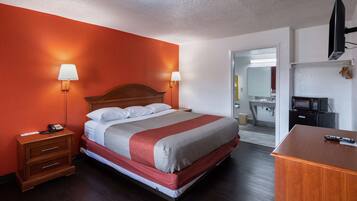 Desk, iron/ironing board, free WiFi, bed sheets