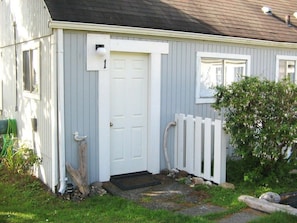 Room - Beachcomber Cottages (Yachats)