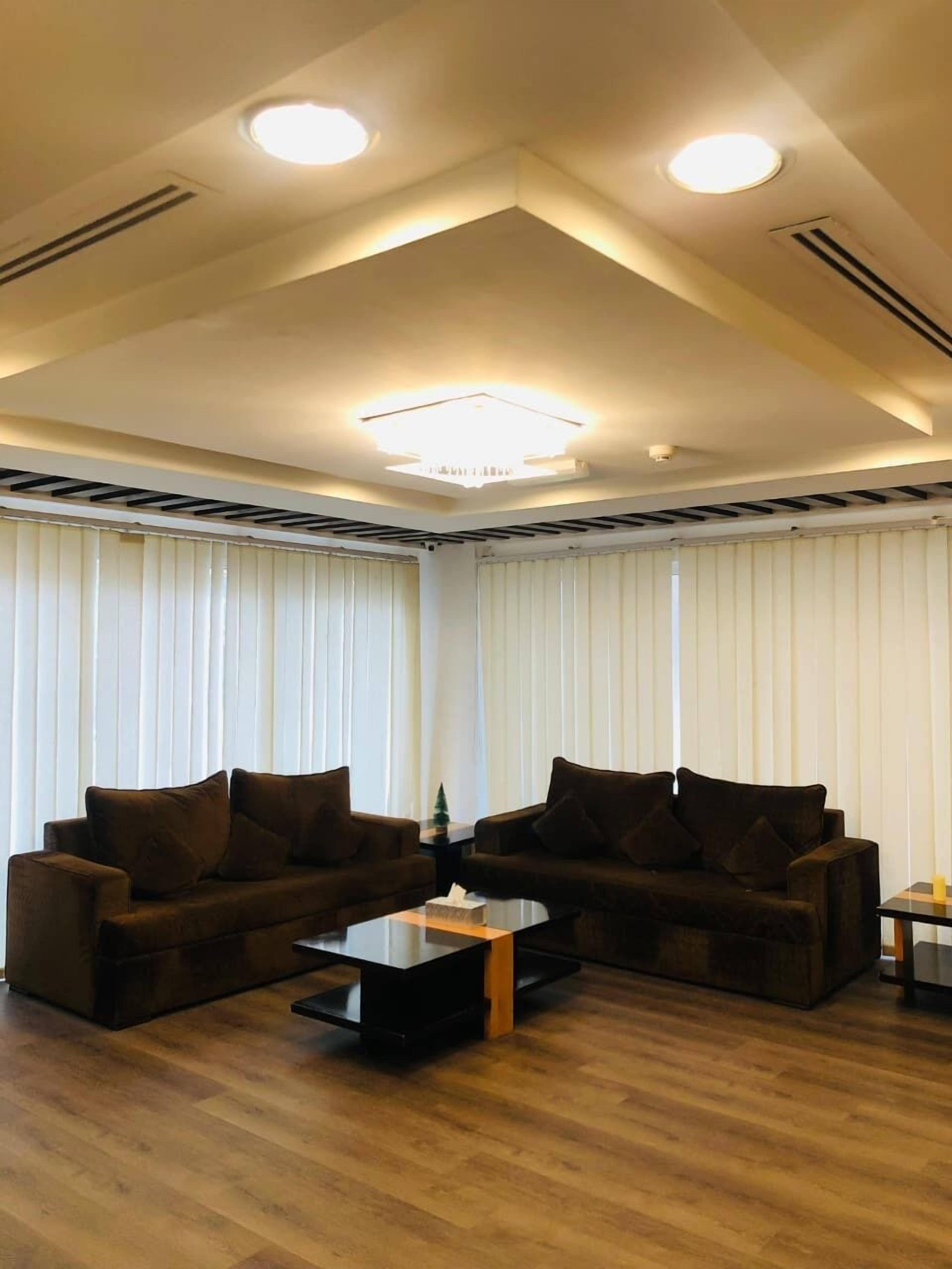 Àrea amb seients del vestíbul