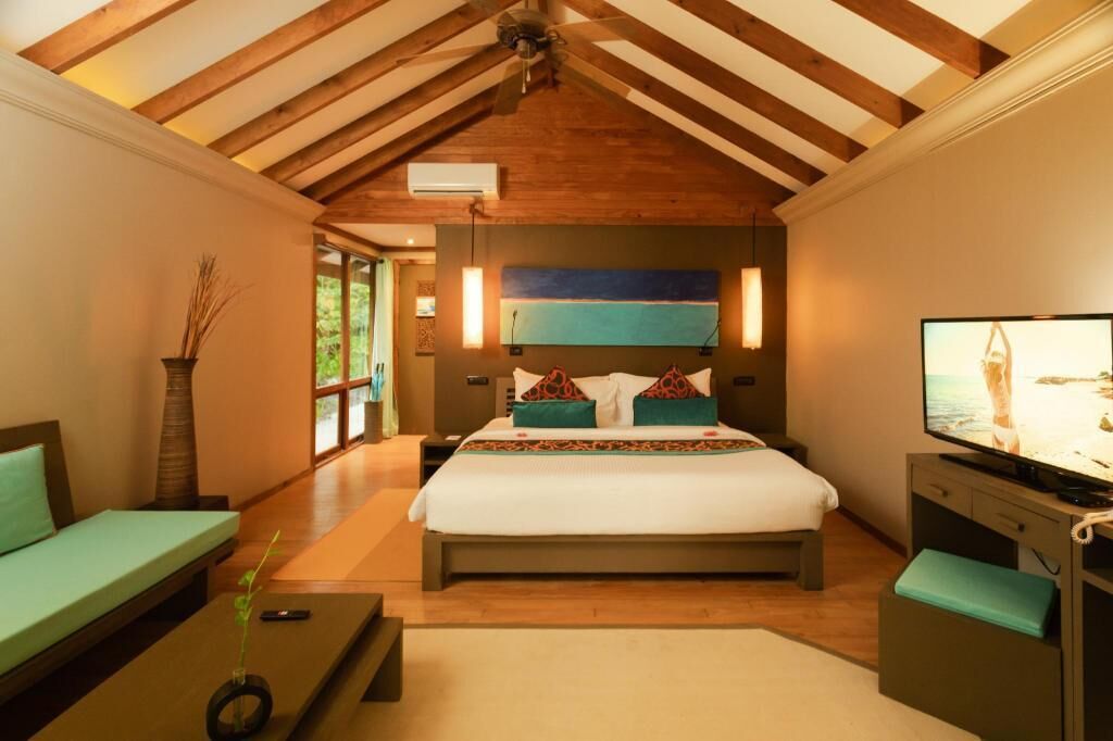 Ropa de cama de alta calidad y minibar 
