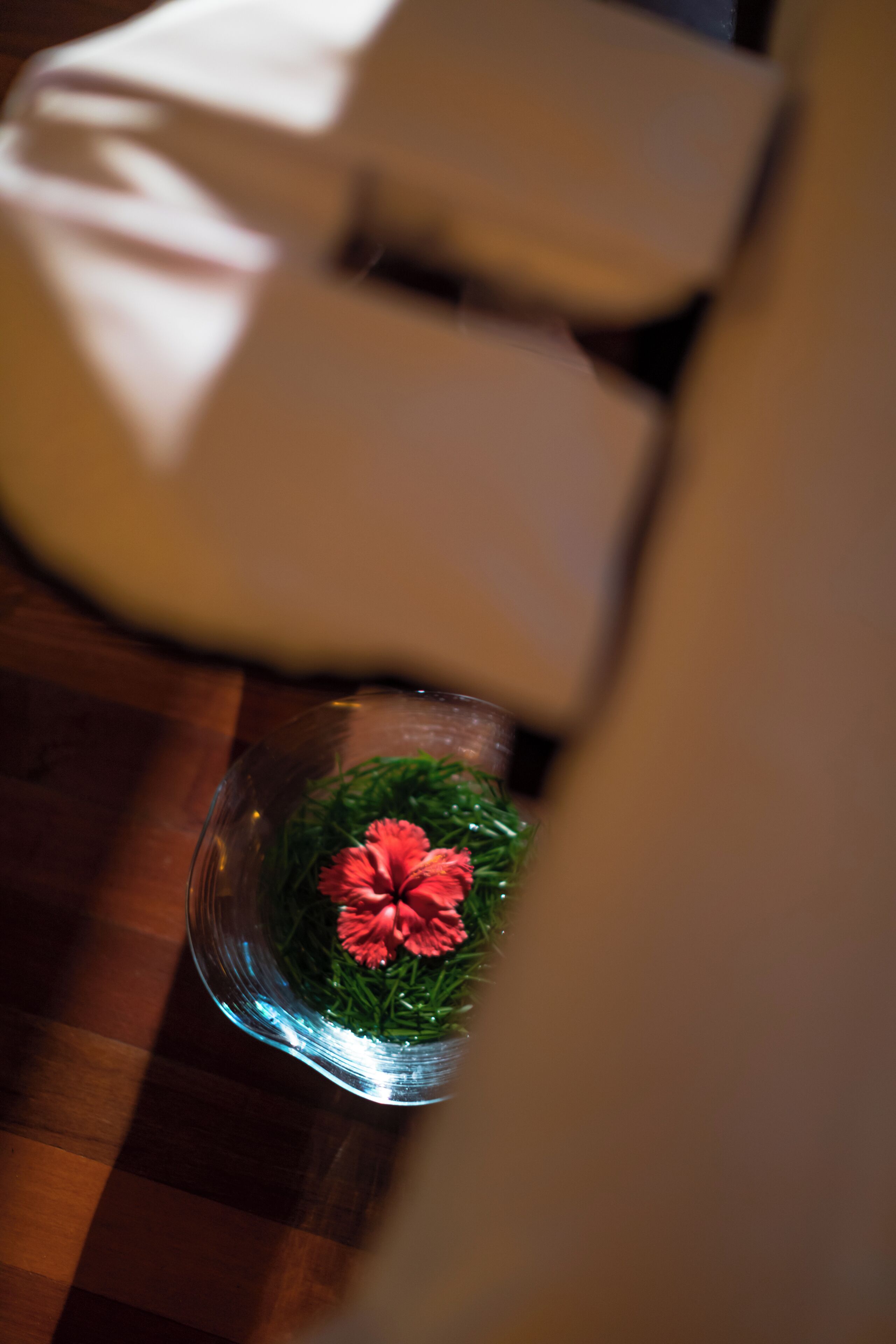 Couples treatment rooms, hot tub, body treatments, aromatherapy