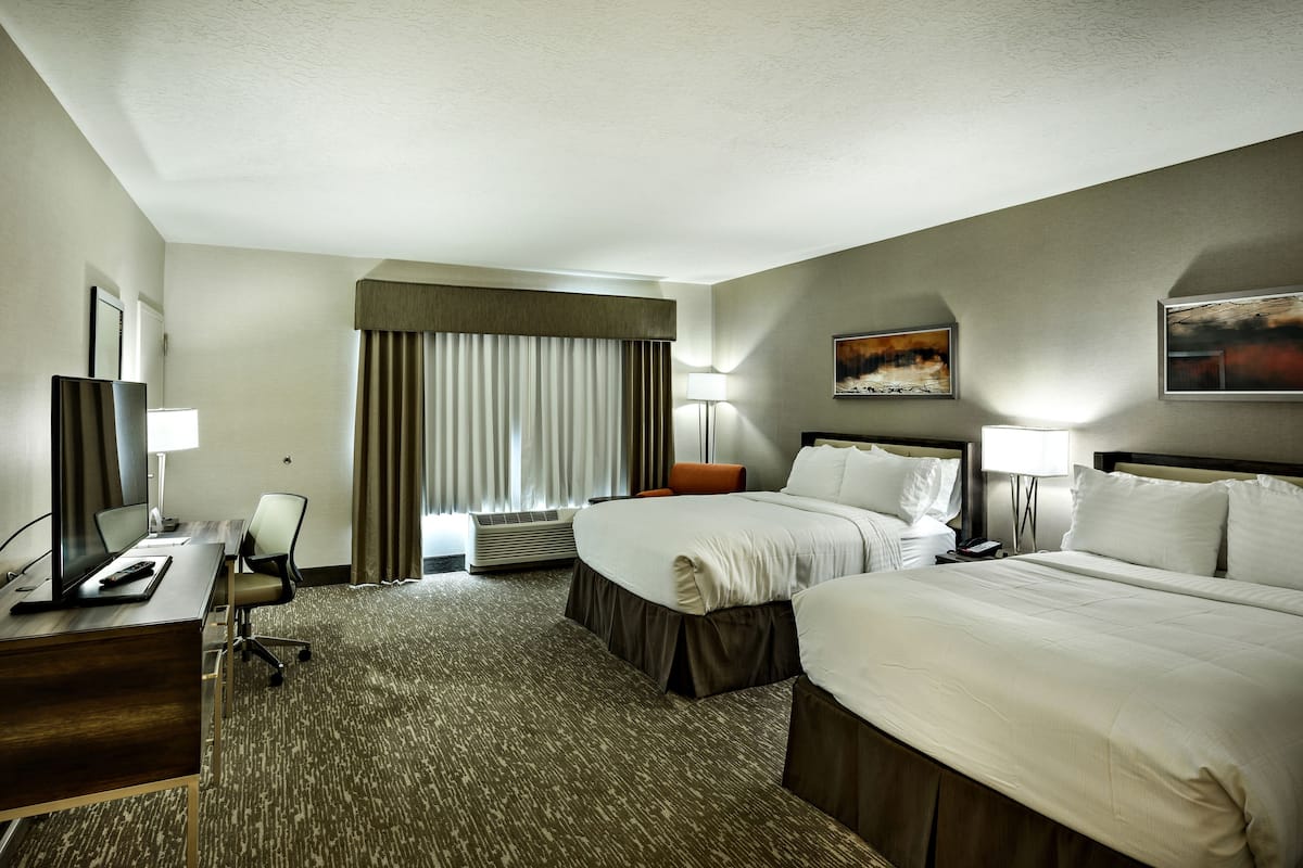 1 bedroom, premium bedding, in-room safe, desk