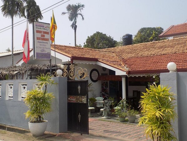 Exterior - Alexandra Family Villa (Negombo)