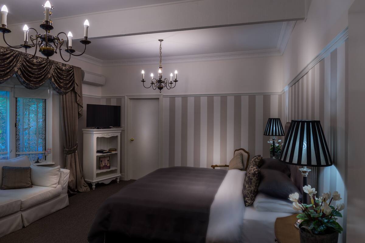 Suite estándar, 1 cama de matrimonio grande | 1 dormitorio, sábanas de algodón egipcio, ropa de cama de alta calidad