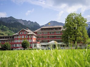 Utsikt mot landet från boendet