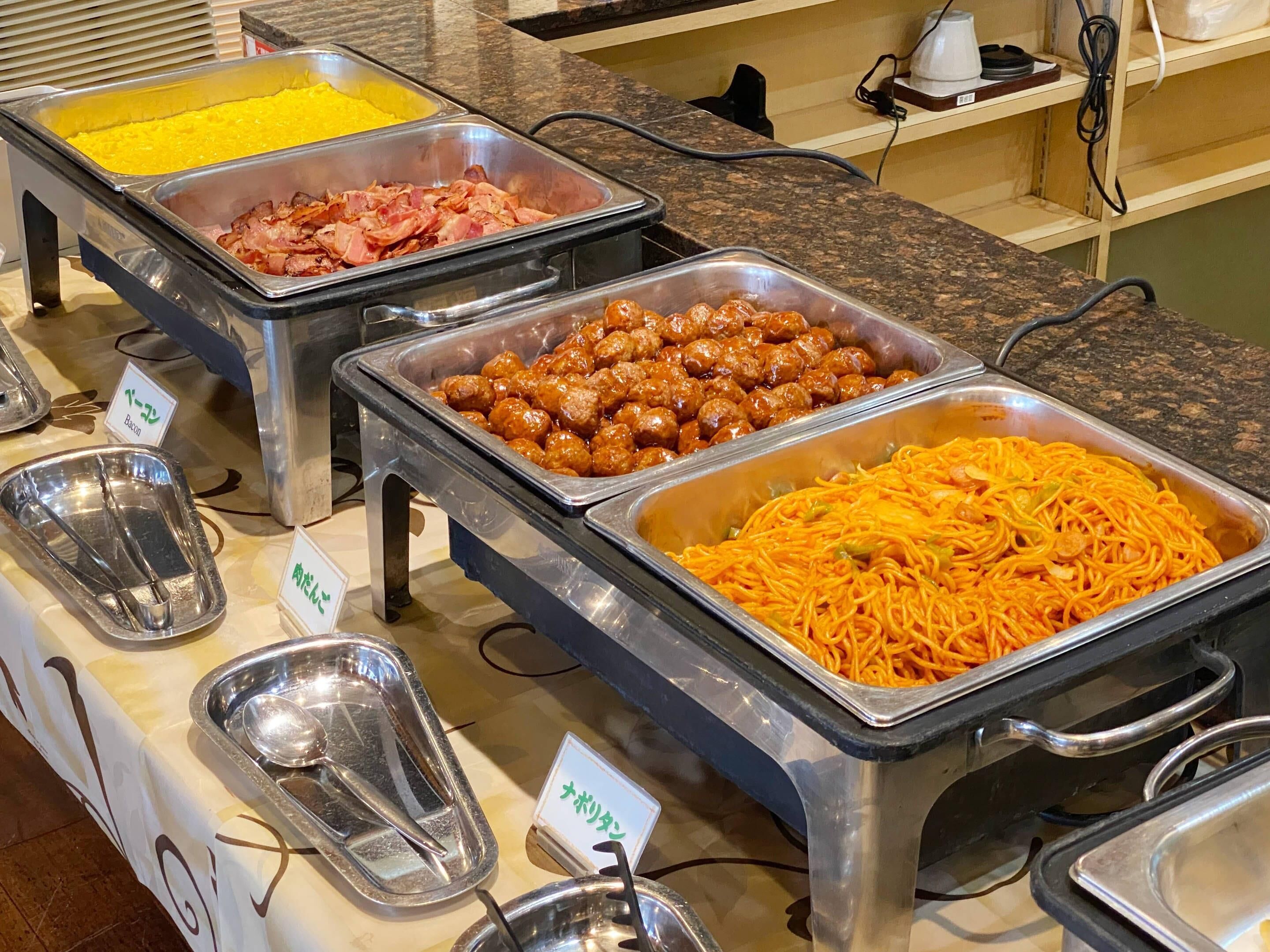 Desayuno buffet (JPY 1800 por persona) 