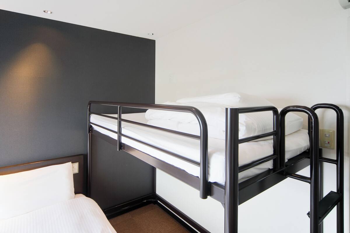 standard room, 2 single beds + 1 loft bed, non smoking | down duvets, desk, laptop workspace, blackout curtains