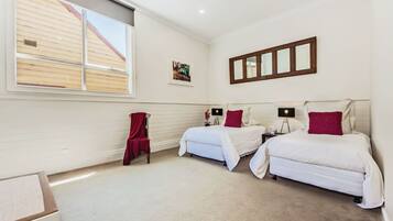 Kamar Standar, 1 kamar tidur, ensuite | Seprai premium, setrika/meja setrika, Wi-Fi gratis, dan seprai linen