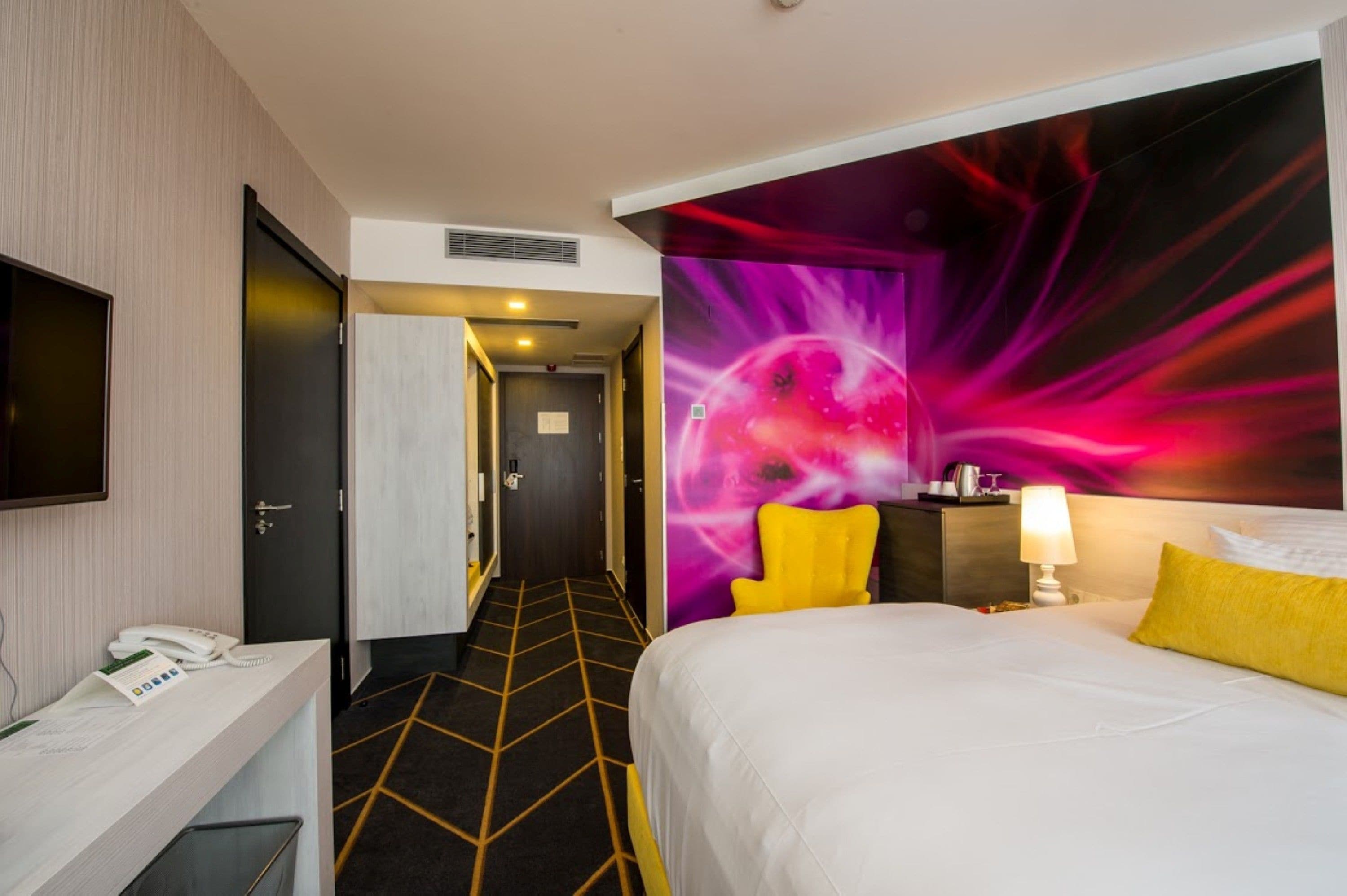 hypo-allergenic bedding, in-room safe, blackout curtains, soundproofing