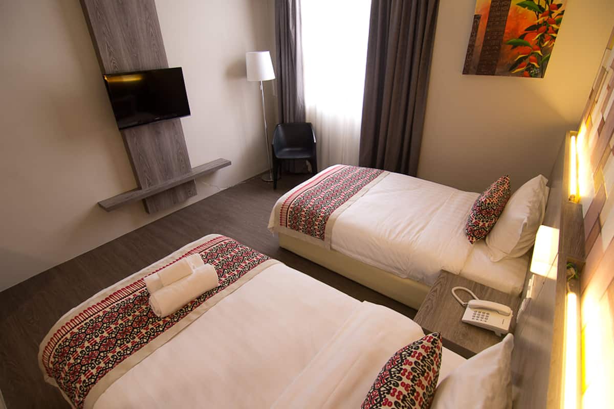 in-room safe, desk, soundproofing, free cots/infant beds