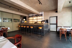 Dining - 107 Dorpstraat Boutique Hotel (Stellenbosch)