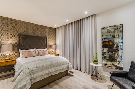 Luxury Double Room, 1 Queen Bed | In-room safe, desk, laptop workspace, soundproofing