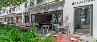 107 Dorpstraat Boutique Hotel