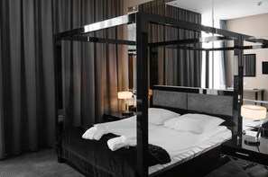 Apartment, 2 Bedrooms | Living room