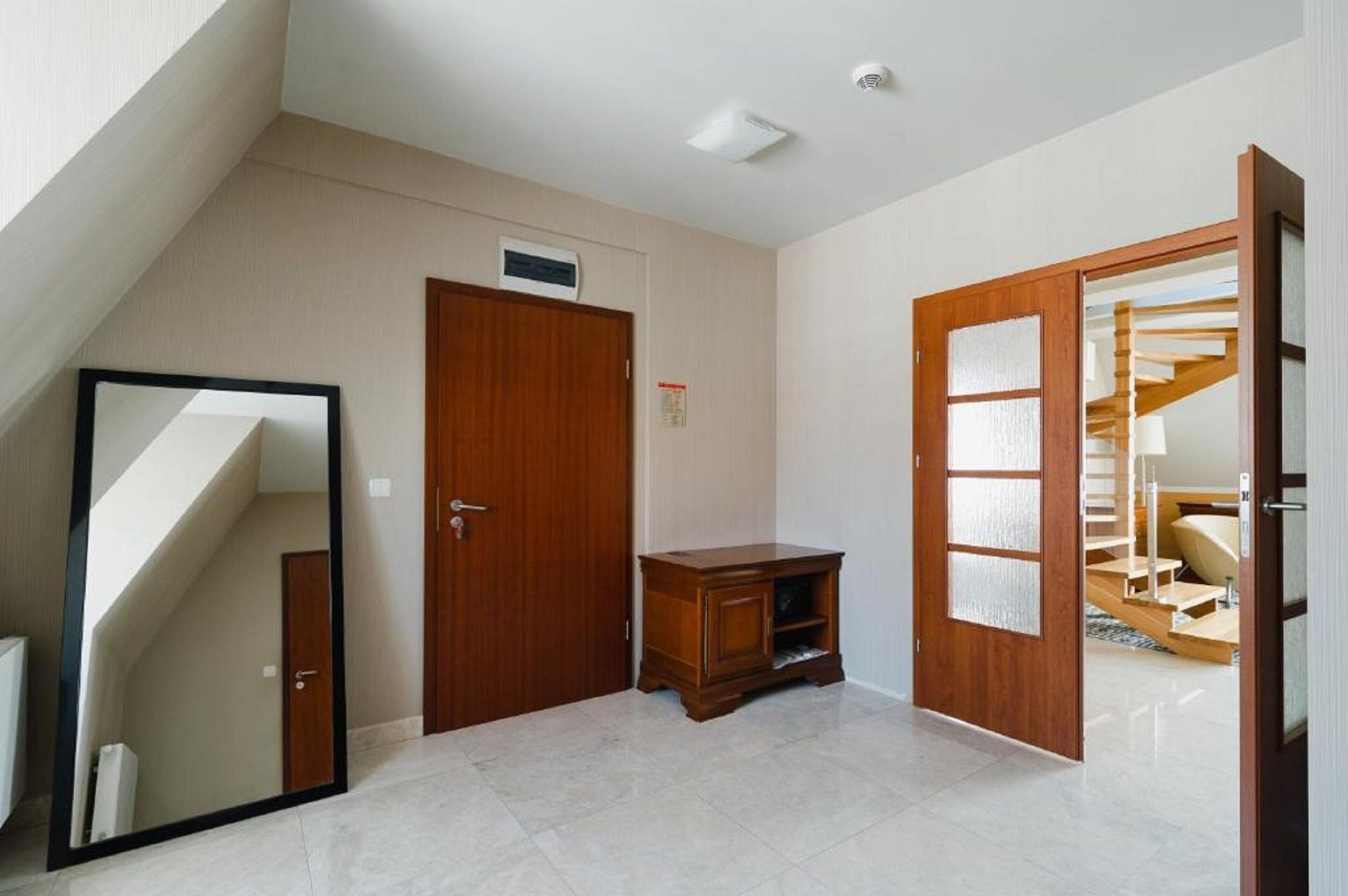 apartment, 1 bedroom | 1 bedroom, minibar, in-room safe, desk
