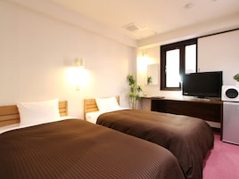 Individually decorated, desk, free WiFi, bed sheets