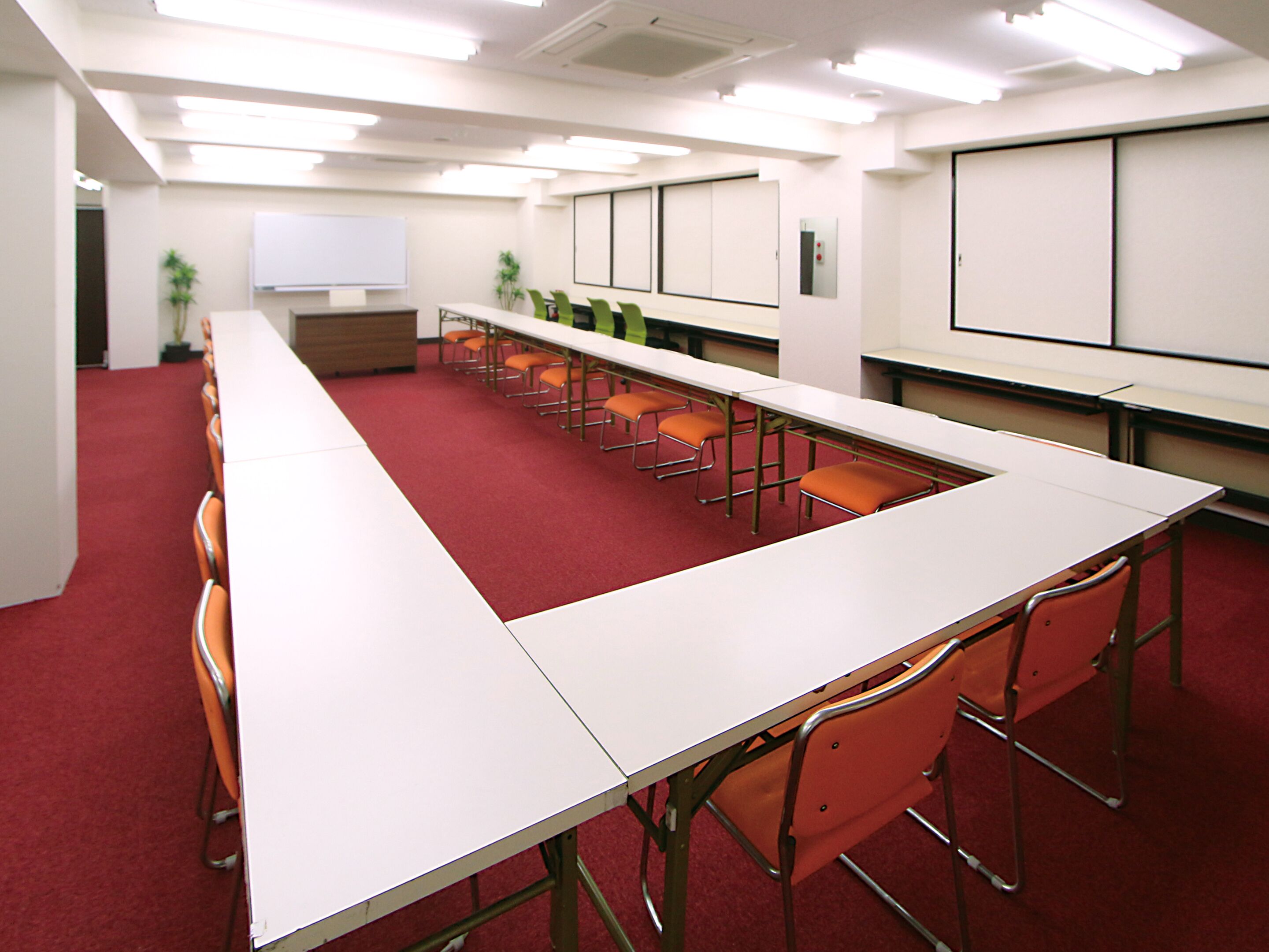 Meeting facility