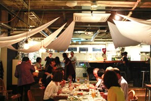 20 bars/lounges - Hostel and Dining Tanga Table (Kitakyushu)