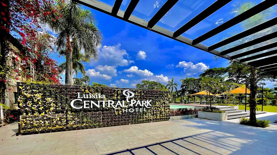 盧西塔中心公園飯店