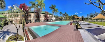 Piscina externa