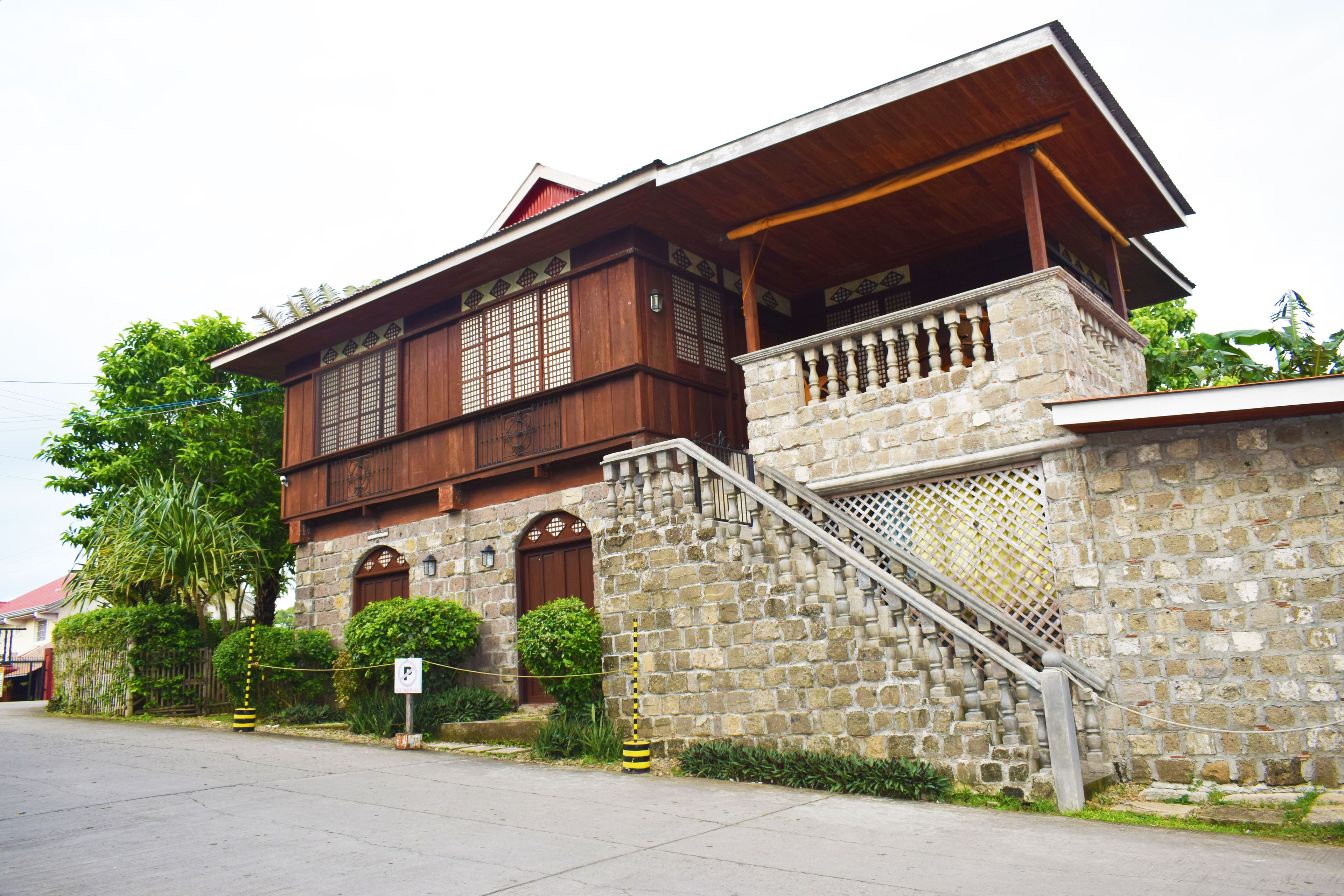 Premium bedding, free WiFi