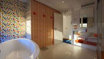 Shower, free toiletries, hair dryer, slippers