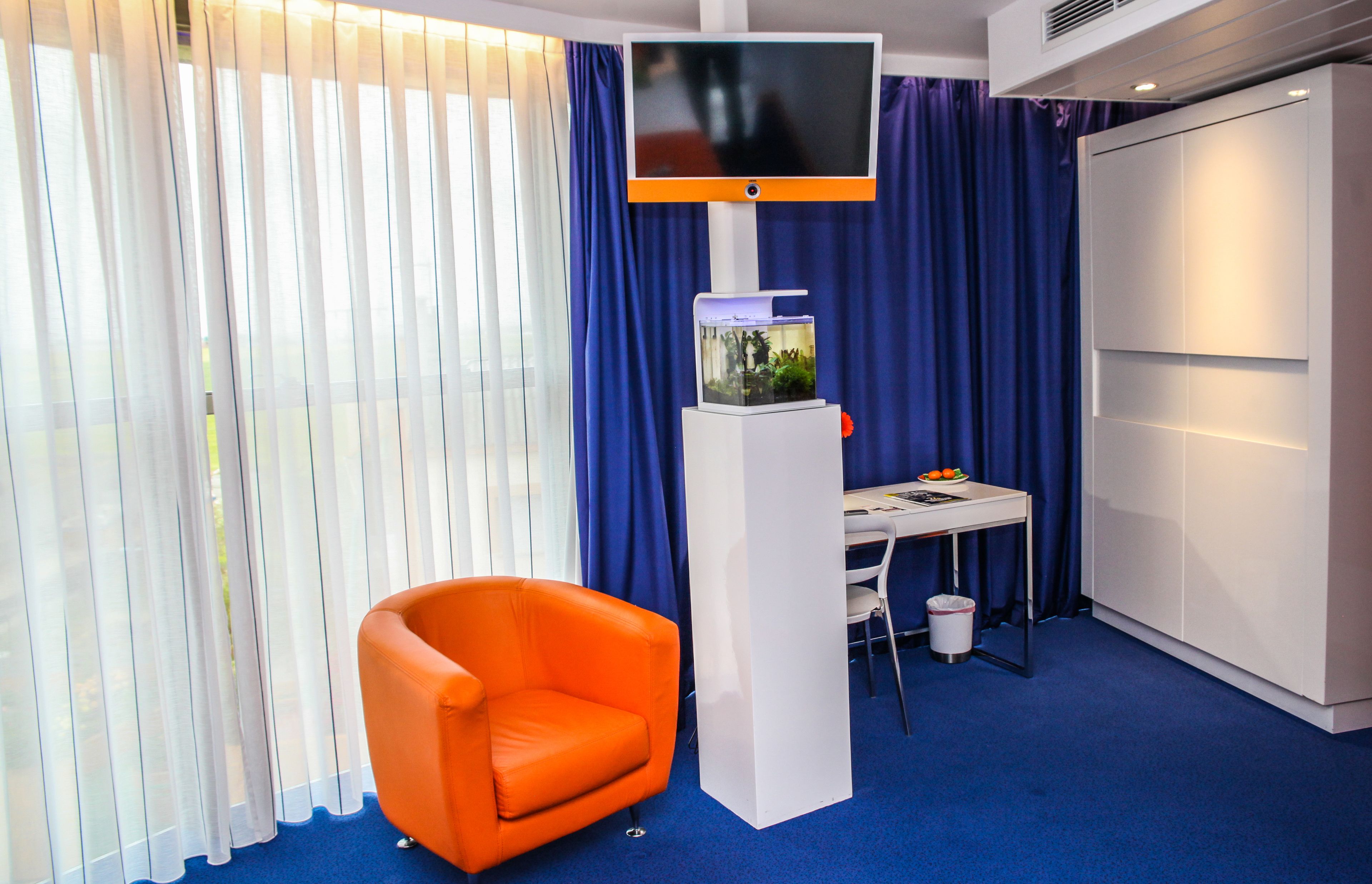 superior double room | minibar, in-room safe, desk, blackout curtains