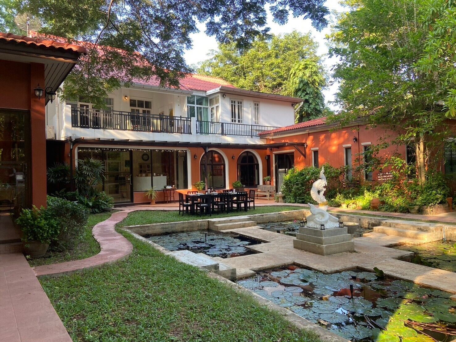 Bagian depan properti