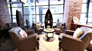 Sala de estar en el lobby