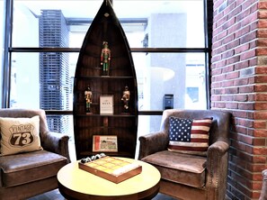 Lobby sitting area - Smile 73 Hotel (Taichung)