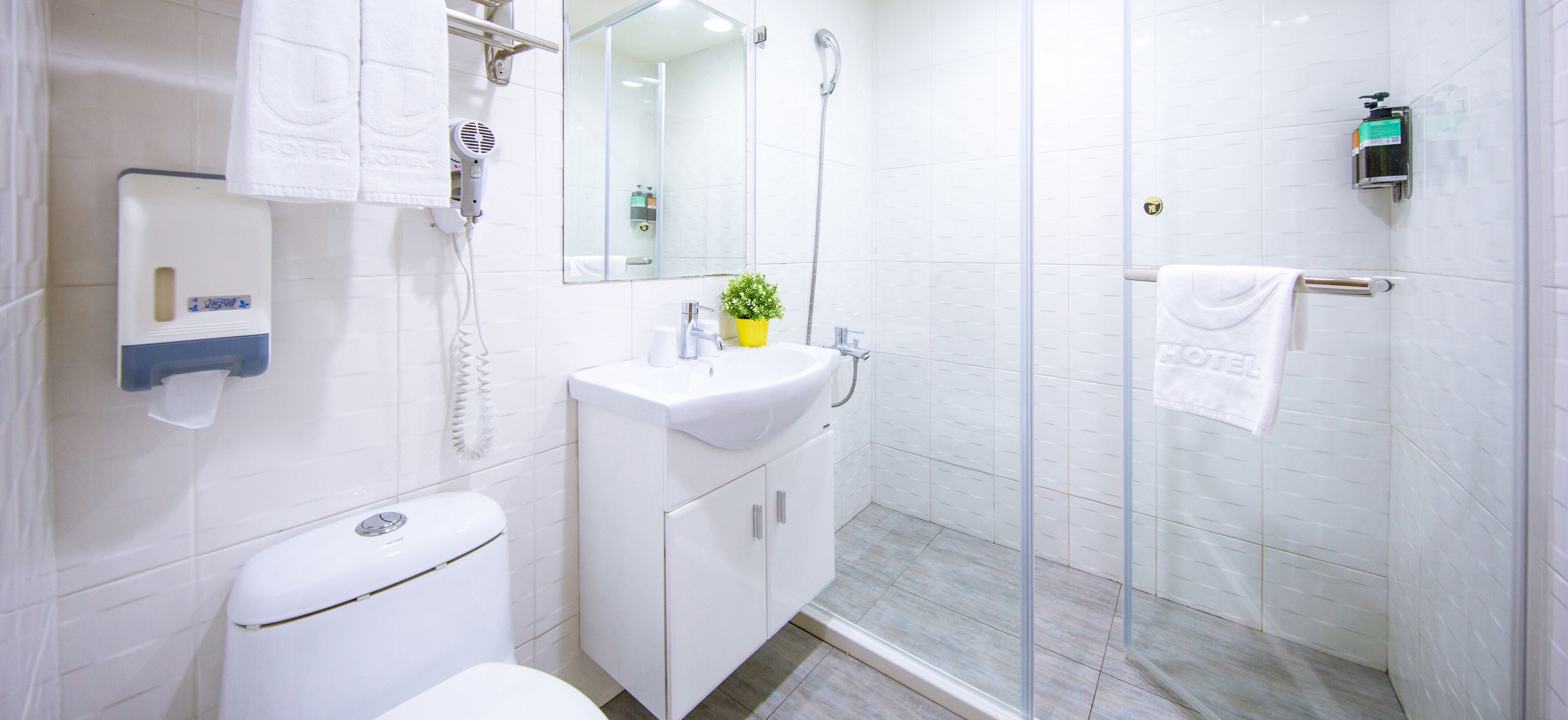 economy double room without parking | bathroom | shower, hair dryer, towels