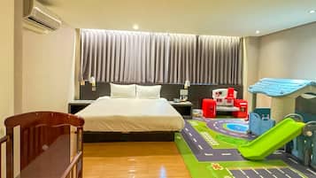 Family Double Room | Premium bedding, desk, blackout curtains, free WiFi