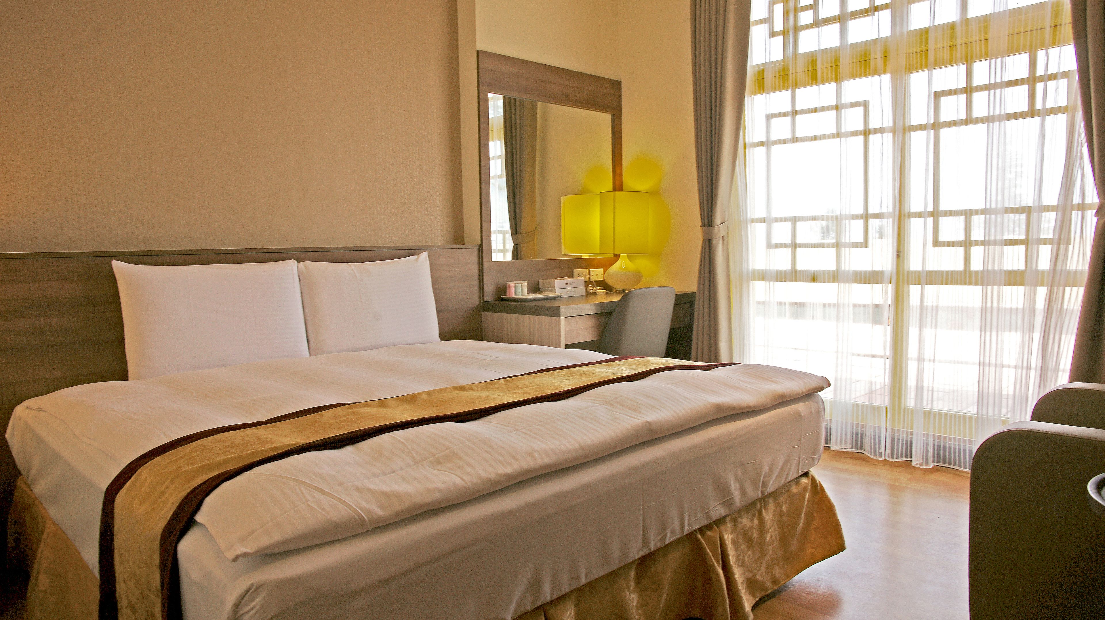 standard double room, non smoking | desk, soundproofing, free cots/infant beds, free wifi