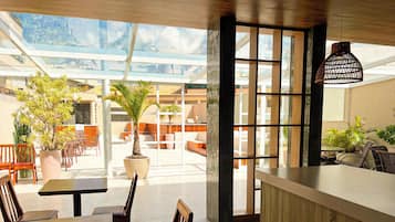 Gratis morgenmadsbuffet hver dag