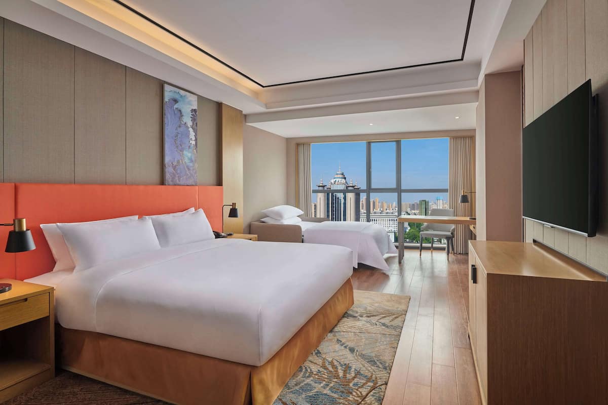 Deluxe Room, 1 King Bed with Sofa bed