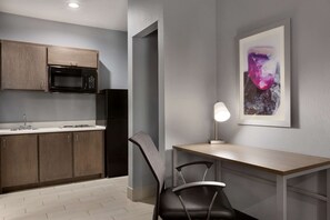 Tabla de planchar con plancha, cunas y camas plegables/adicionales