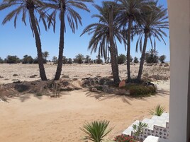 Habitación estándar doble, 1 cama doble | 1 dormitorio, ropa de cama de alta calidad, minibar y cortinas opacas