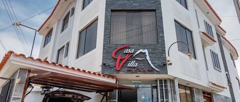 Façade de l’hébergement