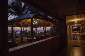 View from property - Papaya Holiday Home (Kampala)